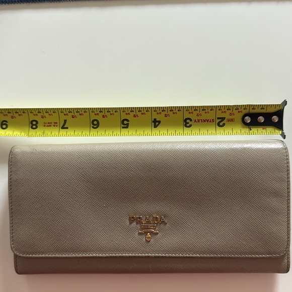 Prada Women's Cream / Gray Wallet - Picture 6 of 6